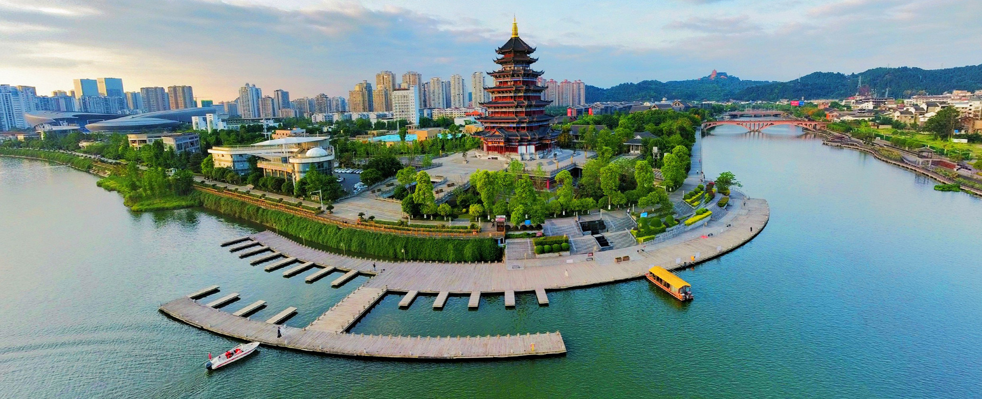 興企愛(ài)崗、志美行厲、建功立業(yè)